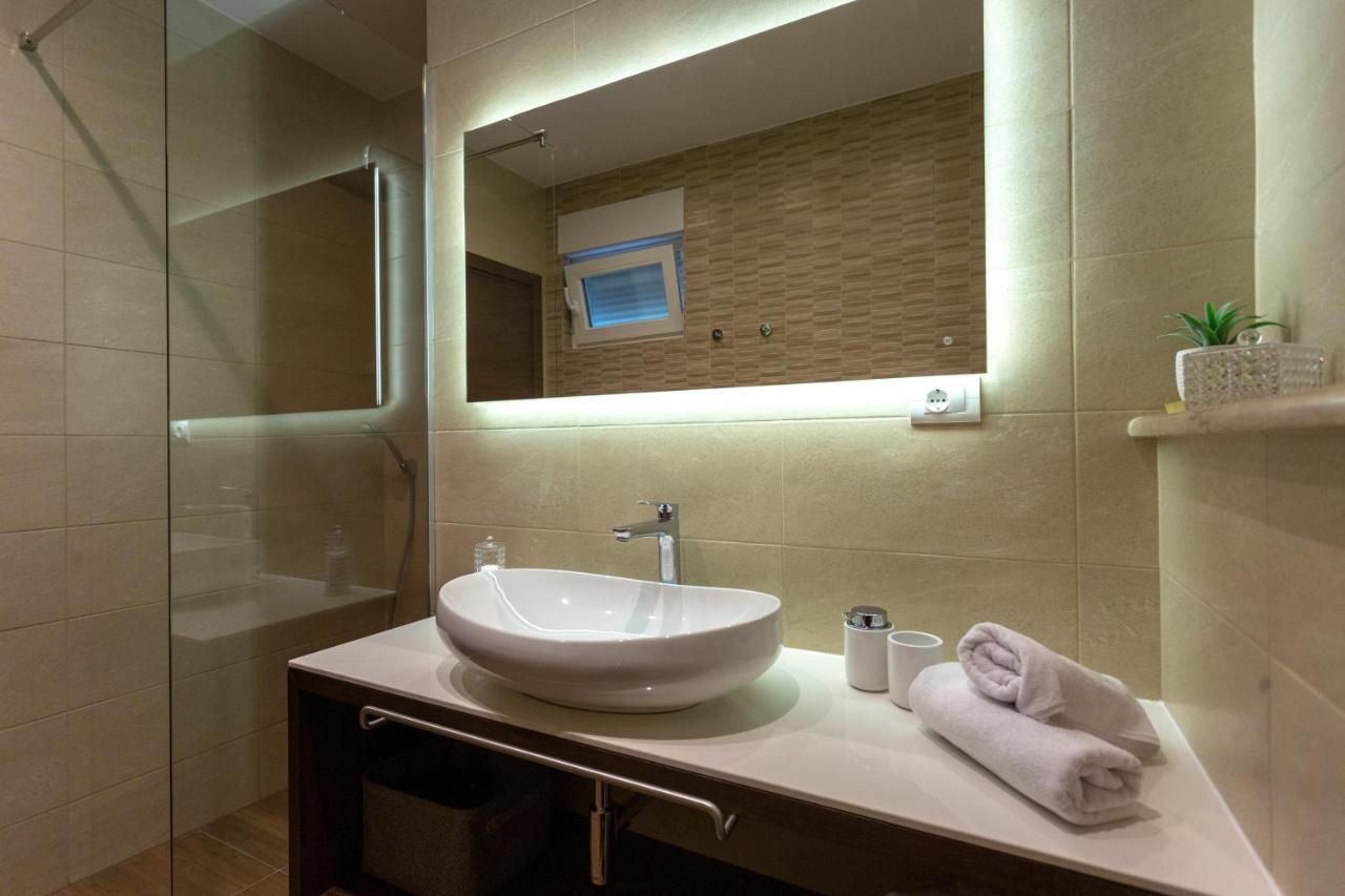 Villa Fortis B&B Trogir Eksteriør bilde